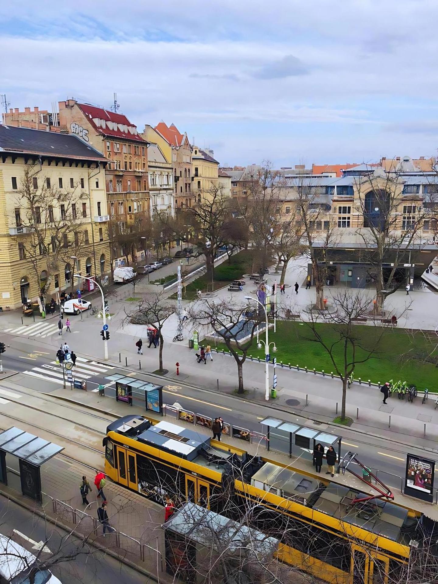 Saffron Apartment City Center Panorama Balcony Budapest Exterior photo