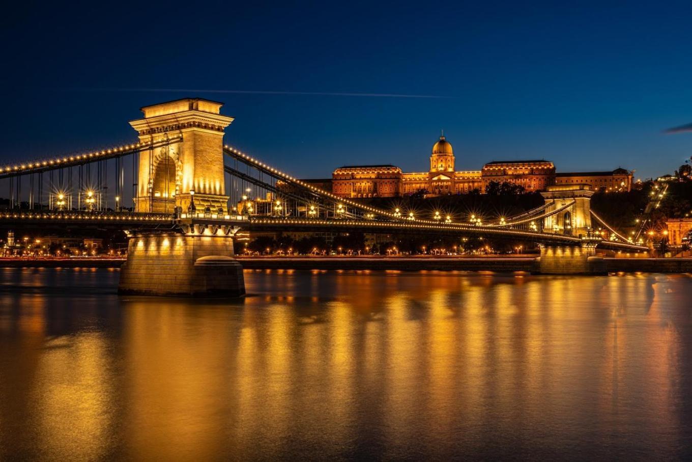 Saffron Apartment City Center Panorama Balcony Budapest Exterior photo