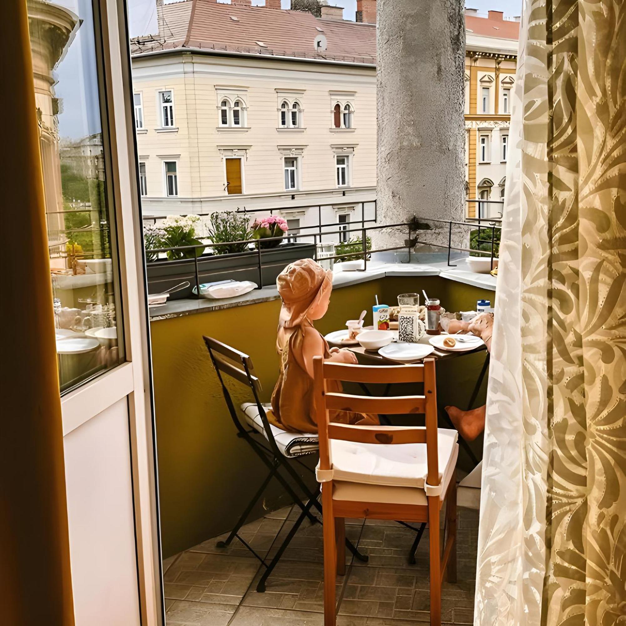 Saffron Apartment City Center Panorama Balcony Budapest Exterior photo